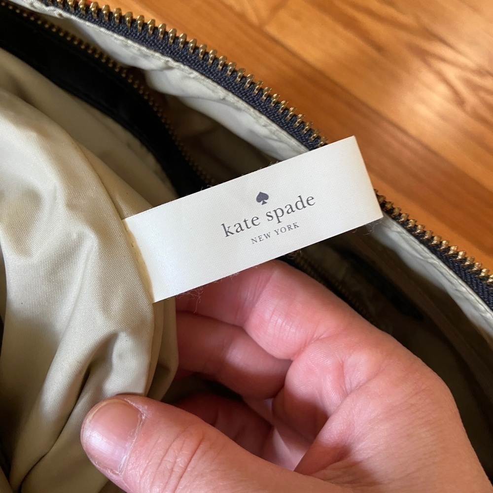 Kate spade diaper bag, crossbody, large dots - Picture 8 of 16